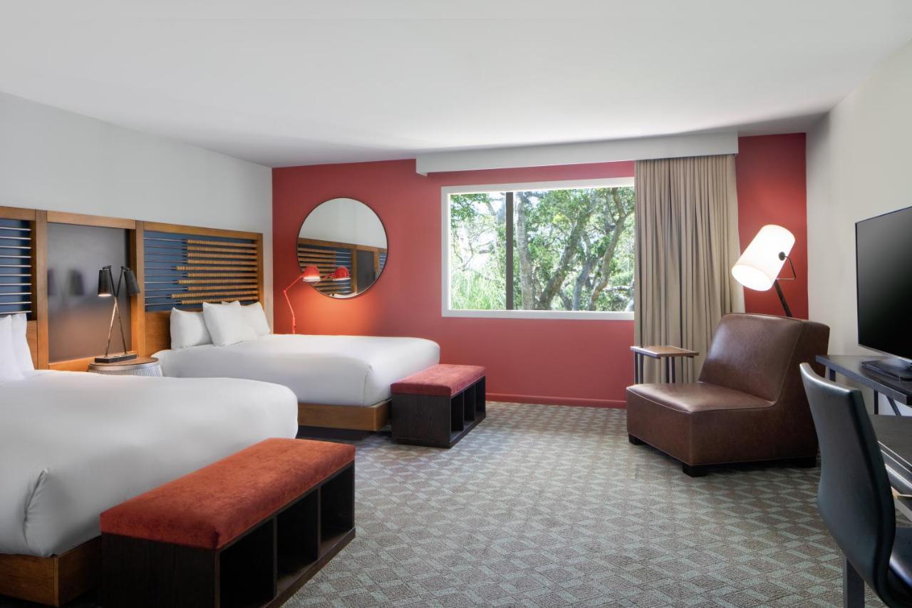 Chaminade Resort & Spa Santa Cruz Esterno foto